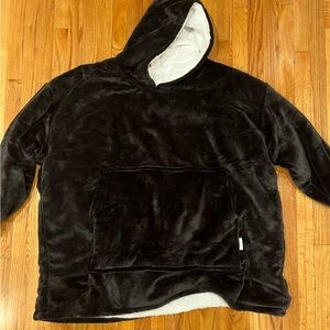 Oodie wearable black fleece cozy blanket hoodie unisex